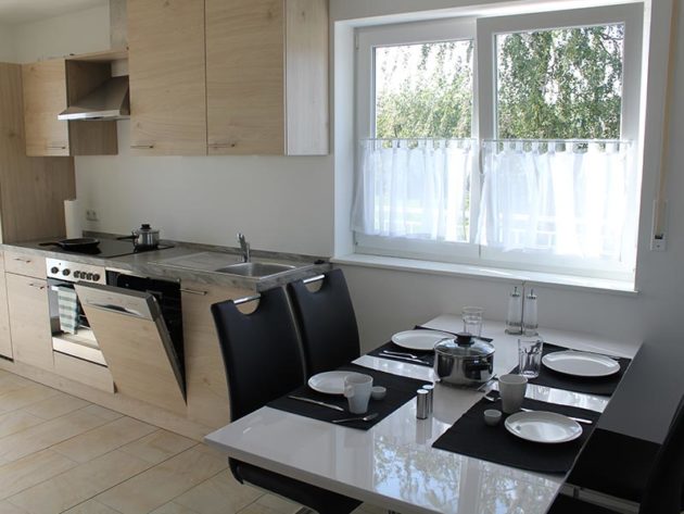 Küche Zimmer 2